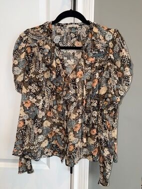 Floral Puff-Sleeve Blouse in Black Multi